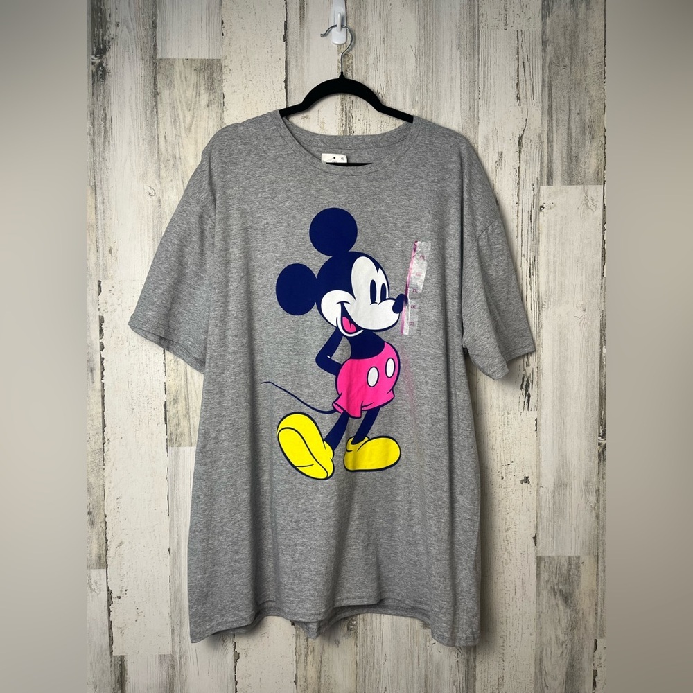 Disney Shirt Lightweight Pullover Mickey Mouse Short Sleeve NWT 2X